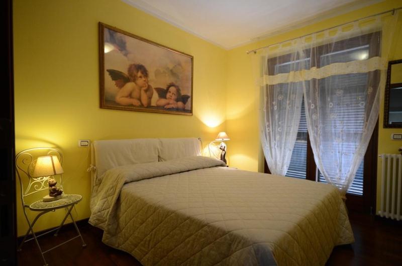 Cisano sul Neva Mirbea Bed & Breakfast エクステリア 写真