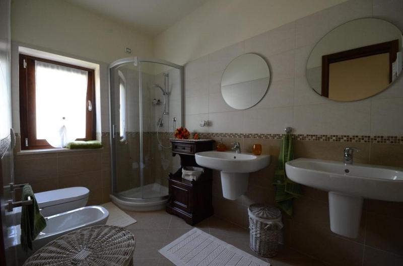 Cisano sul Neva Mirbea Bed & Breakfast エクステリア 写真