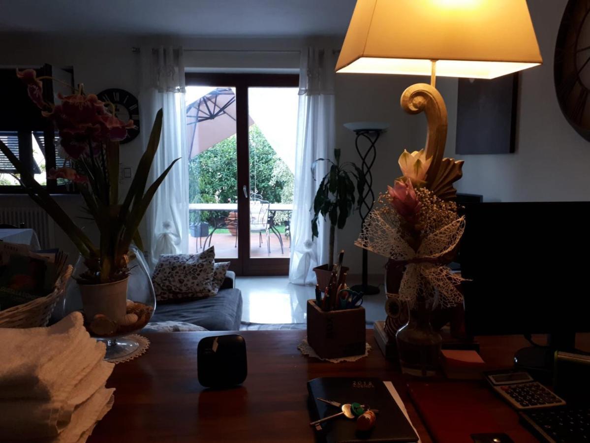 Cisano sul Neva Mirbea Bed & Breakfast エクステリア 写真